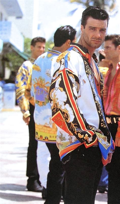 gianni versace men 90|GIANNI VERSACE MEN SPRING SUMMER (MILÁN) 1990..